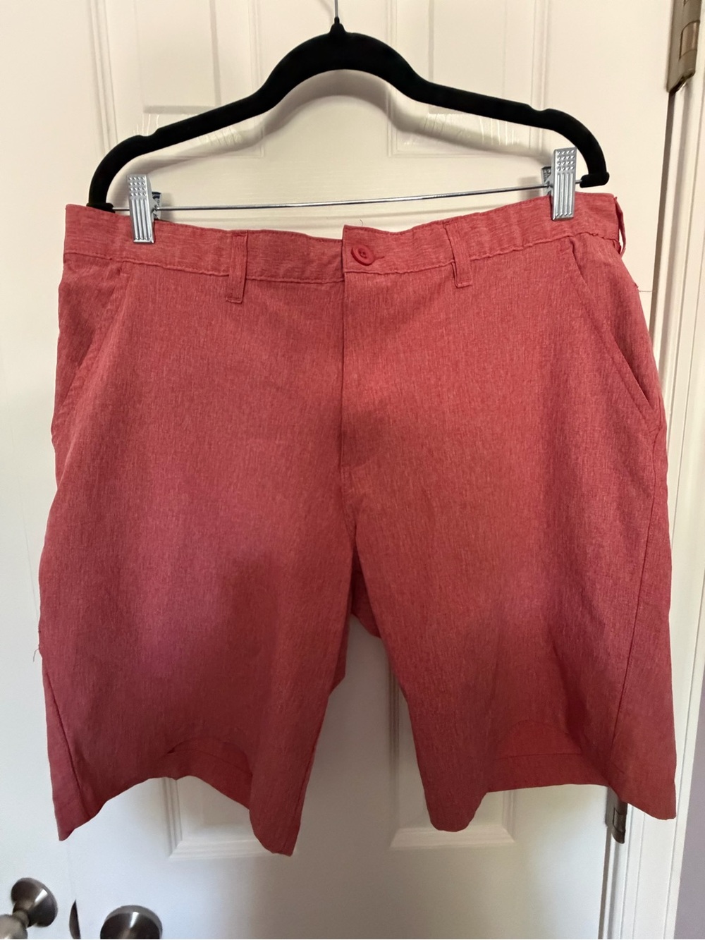 Men's Flat-Front Casual Shorts in Brick Red